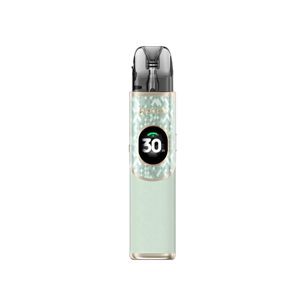 Sigaretta Elettronica Ricaricabile Geekvape Kit Pod Wenax Q2 in verde dal design compatto, schermo frontale circolare che mostra la potenza e cartuccia trasparente superiore con bocchino integrato.