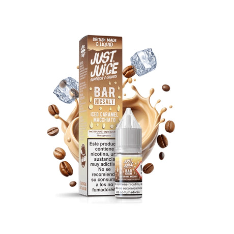 Líquido para vapeo Just Juice Bar Ice Caramel Macchiato con sales de nicotina, botella junto a su caja con diseño en tonos marrones, acompañado de café, caramelo y cubitos de hielo.