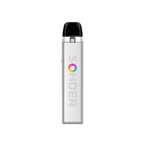 Sigaretta Elettronica Ricaricabile Geekvape Kit Pod Sonder Q 2 in argento con design compatto a stick, logo frontale e cartuccia trasparente superiore con bocchino nero integrato.