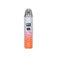Vaper recargable Oxva Xlim Classic Pod Kit con diseño degradado en tonos plateado y naranja, pantalla digital frontal con información de potencia y botón central, y boquilla transparente en la parte superior.